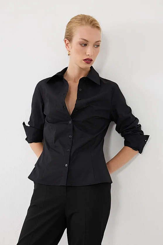 Manşeti Nakış Detaylı Slim Fit Koton Gömlek - Siyah - 1