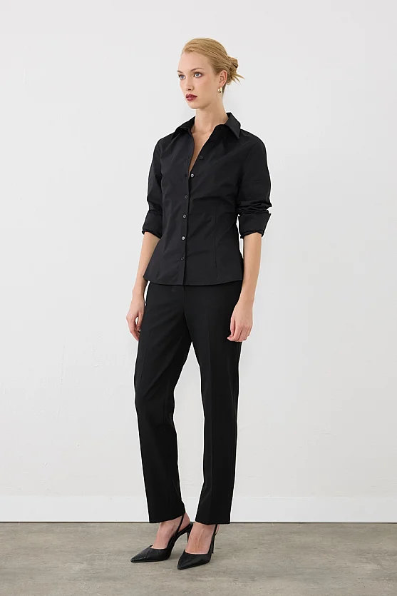 Manşeti Nakış Detaylı Slim Fit Koton Gömlek - Siyah - Gusto
