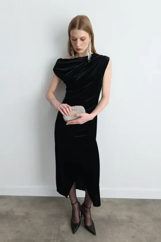 Metal Aksesuarlı Taşlı Abiye Clutch Çanta - Gümüş - Gusto