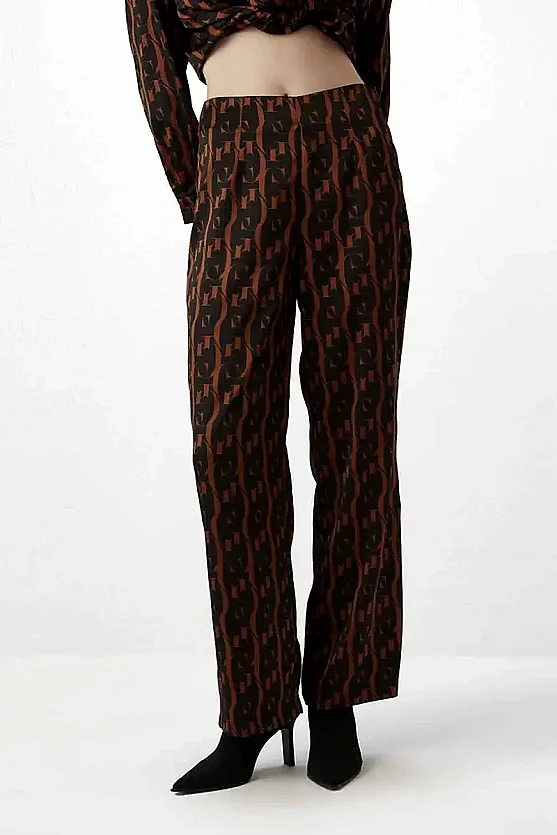 Monogram Saten Pantolon - Kahve - 