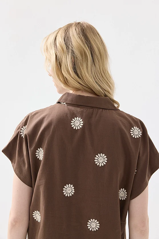 Nakışlı Gömlek Yaka Pamuk Elbise - Kahverengi - Gusto