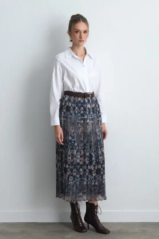 Patterned Long Pleated Skirt - Navy Blue - Gusto