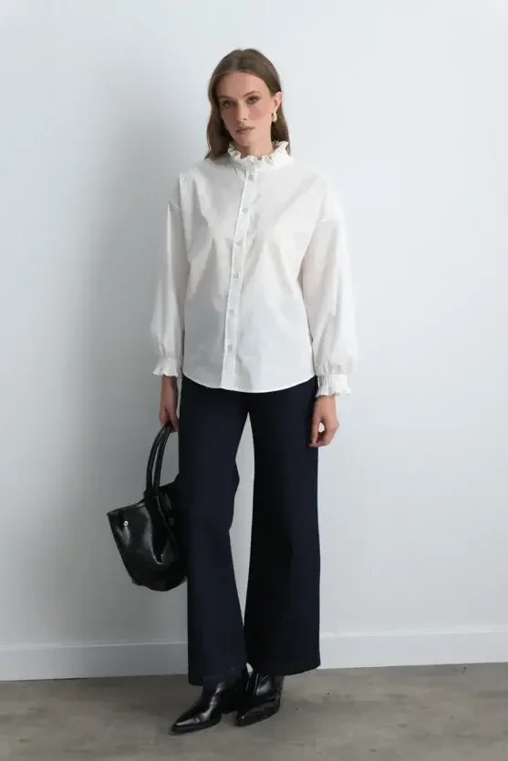 Pleated Collar and Sleeve Cotton Shirt - White - Gusto