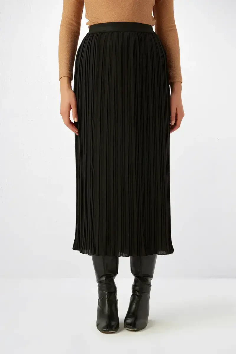Pleated Skirt Black AutumnWinter Gusto