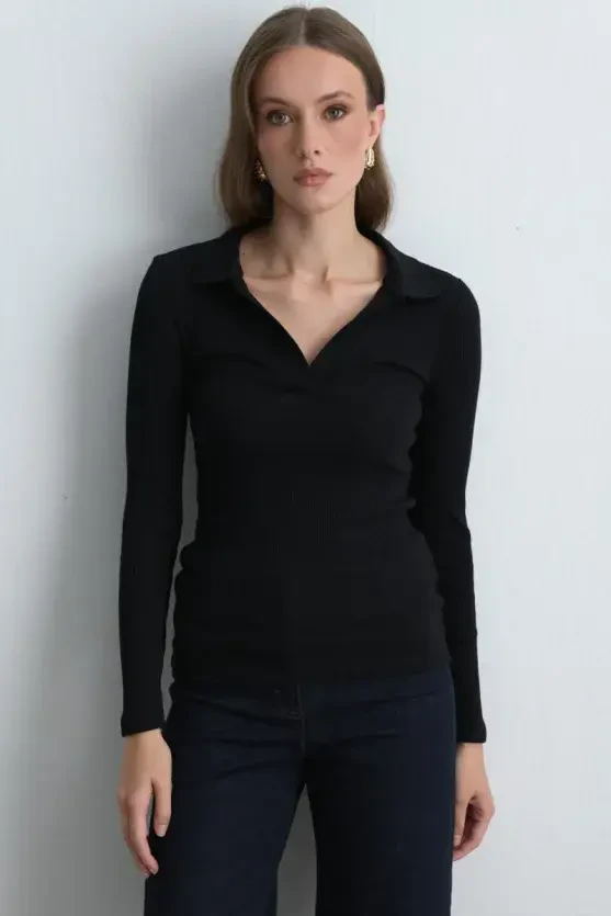 Polo Collar Cotton Knit Blouse - Black - 2