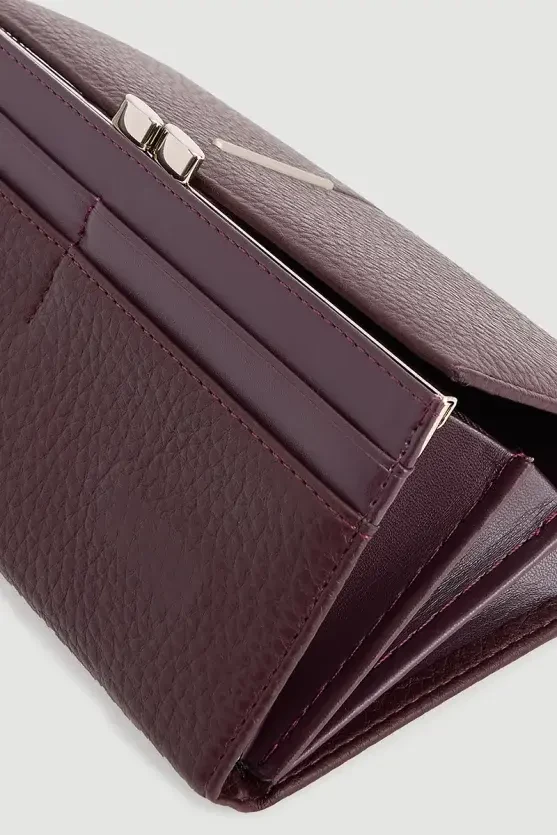 Portfolio Wallet with Metal Detail - Maroon - Gusto