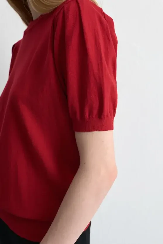 Puff Sleeve Knit Blouse - Red - Gusto