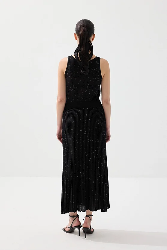 Pul Detaylı Pilise Astarlı Triko Etek - Siyah - 6