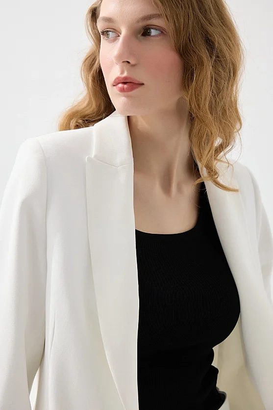 Rahat Kesim Krep Blazer Ceket - Beyaz - 5