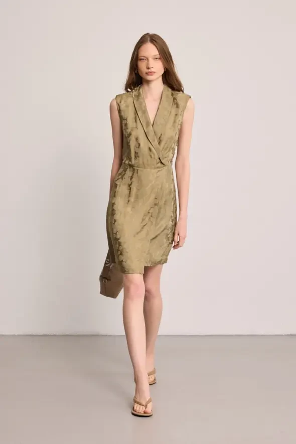 Şal Yakalı Jakar Desenli Elbise - Yeşil - Gusto