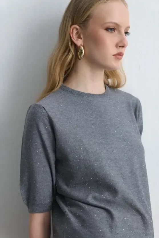 Sequined Short Sleeve Knit Blouse - Gray - Gusto