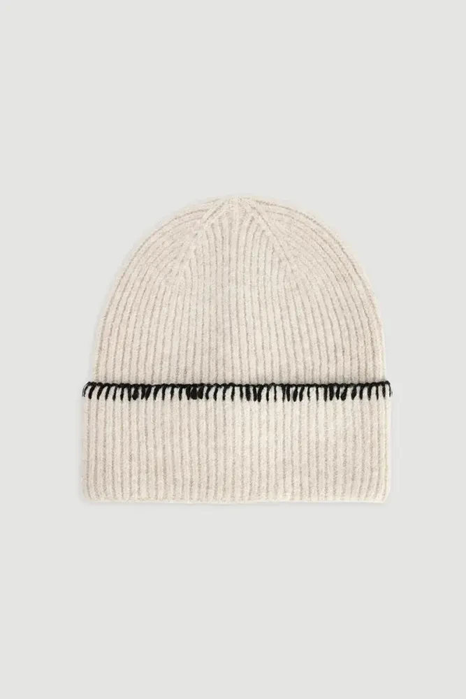 Shearling Stitch Beanie - Beige
