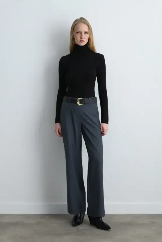 Straight Leg Fabric Pants - Navy Blue - 3