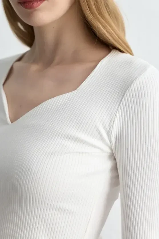 Sweetheart Neck Cotton Blouse - Ecru - 3