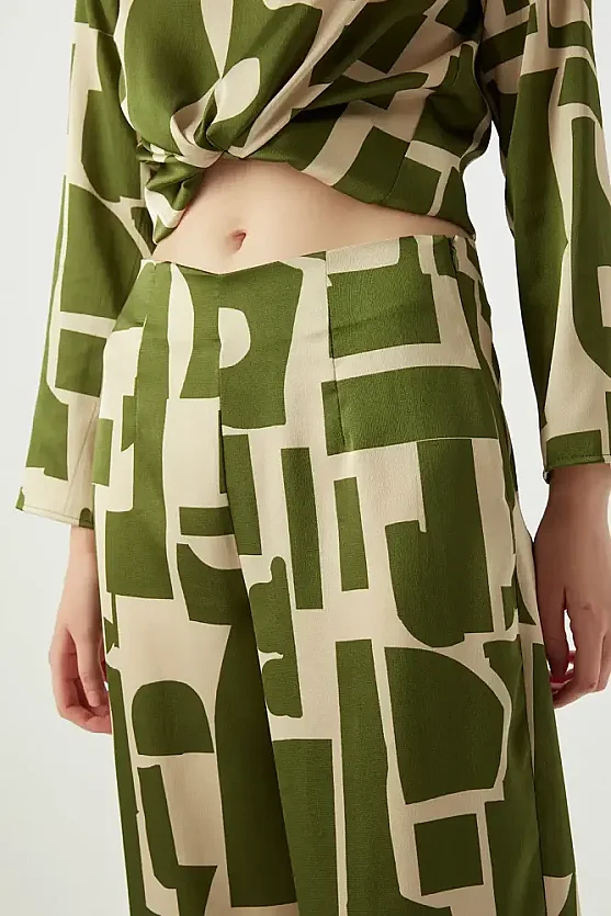 Taş Desenli Bol Paça Pantolon - Yeşil - 