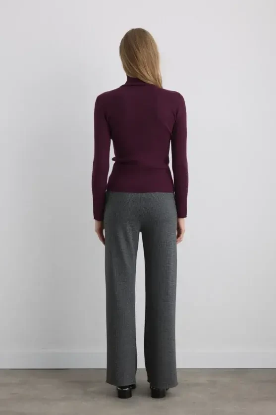 Turtleneck Basic Knitwear - Plum - Gusto