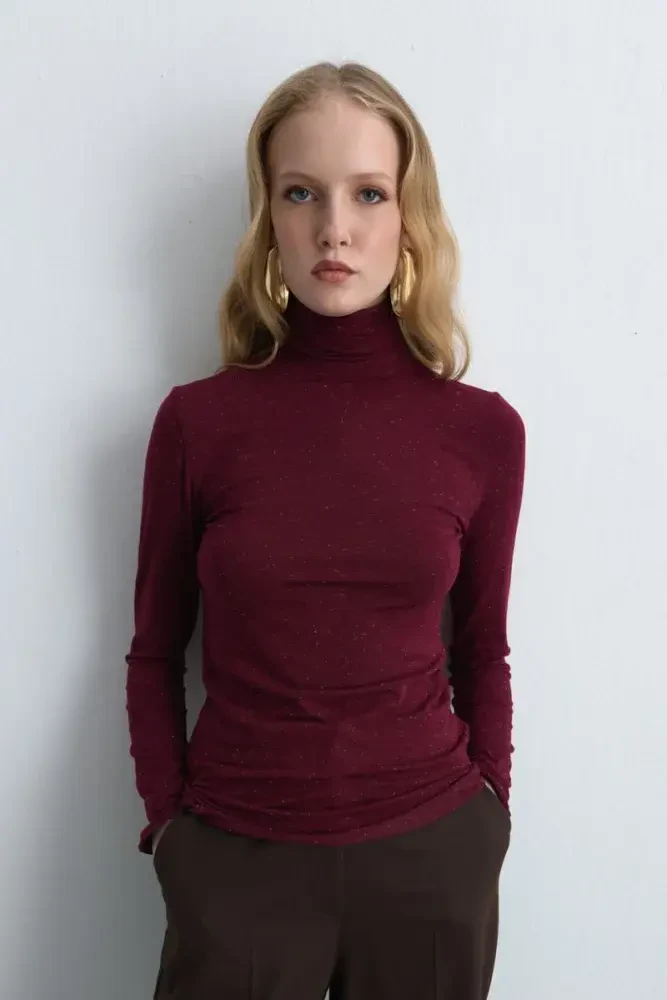 Turtleneck Cashmere Shimmer Blouse - Burgundy