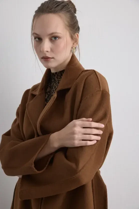 Unlined Classic Wool Coat - Brown - Gusto
