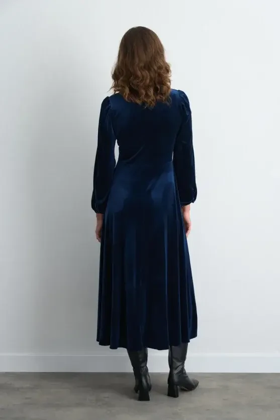 V-Neck Long Velvet Dress - Navy Blue - Gusto