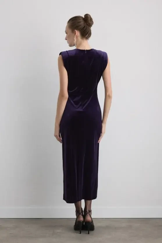 V-Neck Long Velvet Evening Dress - Mulberry - Gusto