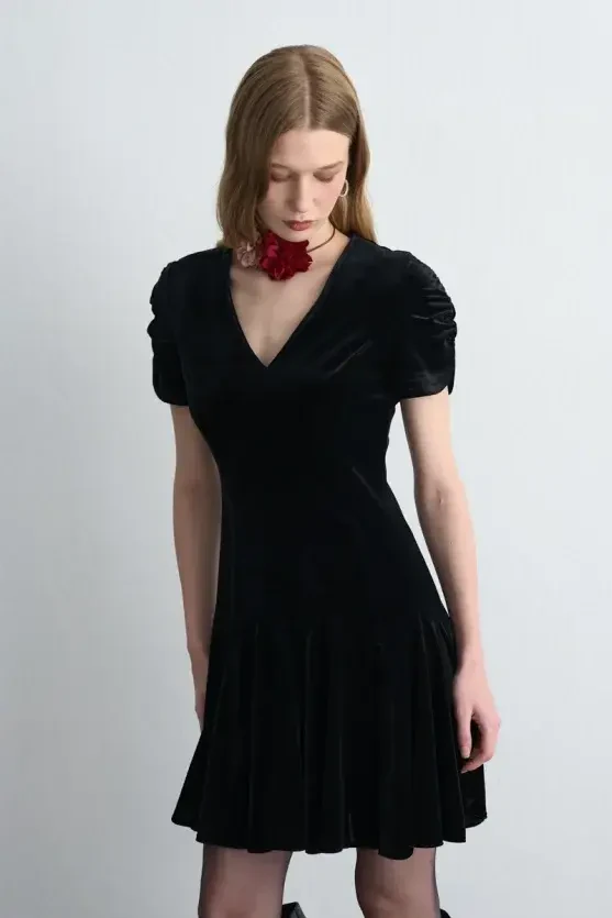 V-Neck Mini Velvet Dress - Black - 5