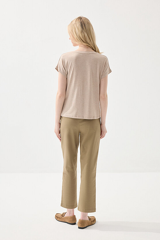 V Yaka Melanjlı Bambu T-shirt - Bej - 7