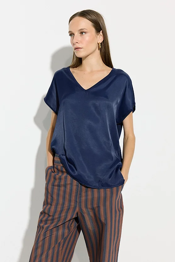 V Yaka Önü Saten Tshirt - Lacivert - 2