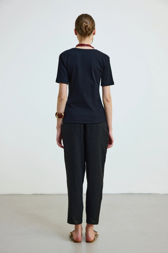 V Yaka Pamuk Kaşkorse T-Shirt - Siyah - 4
