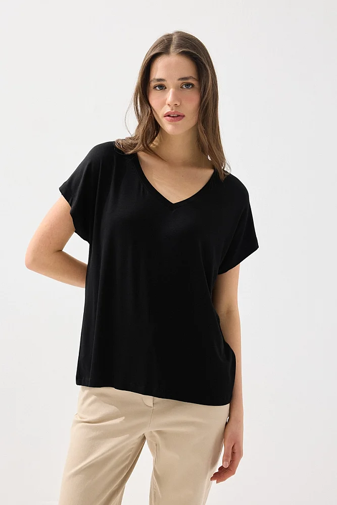 V Yaka Rahat Kesim Bambu Tshirt - Siyah