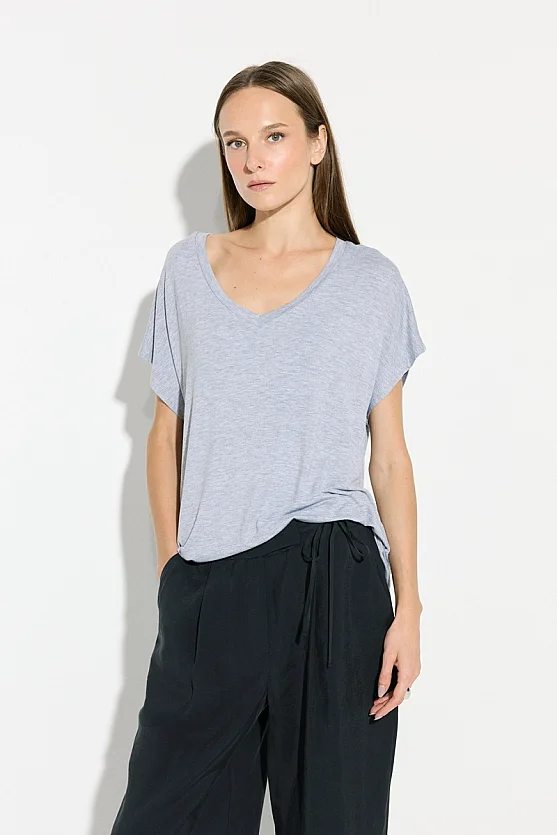 V Yaka Rahat Kesim Bambu Tshirt - Gri - Gusto
