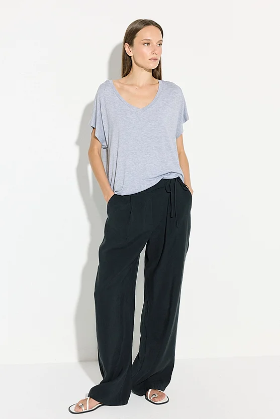 V Yaka Rahat Kesim Bambu Tshirt - Gri - Gusto