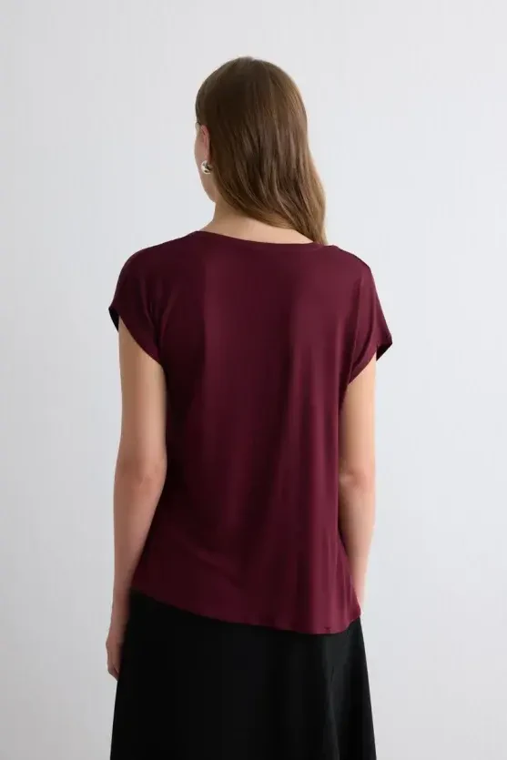 V Yaka Viskon Önü Saten Tshirt - Bordo - 3