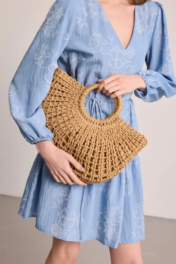 V Yakalı Beli İpli Kısa Elbise - Mavi - 3
