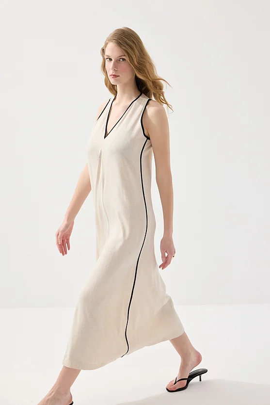V Yakalı Uzun Keten Elbise - Bej - 1