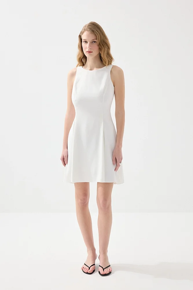 Volanlı Krep Elbise - Beyaz White