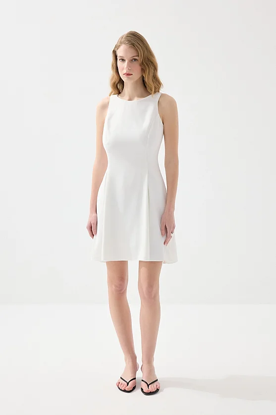 Volanlı Krep Elbise - Beyaz - 1