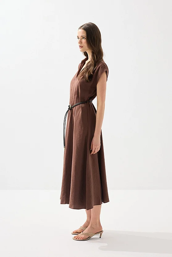 Yakalı Kemerli Uzun Tencel Elbise - Kahverengi - 4