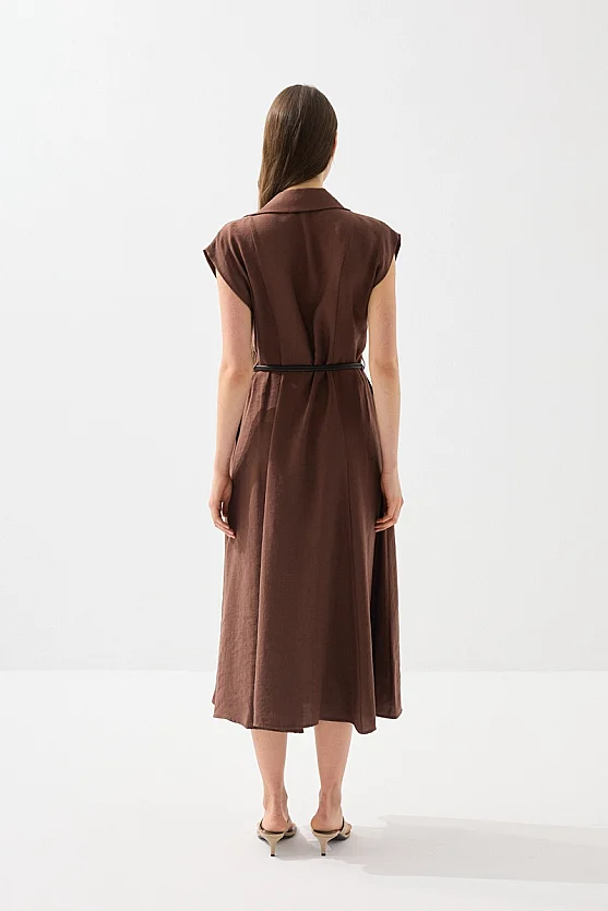 Yakalı Kemerli Uzun Tencel Elbise - Kahverengi - 6