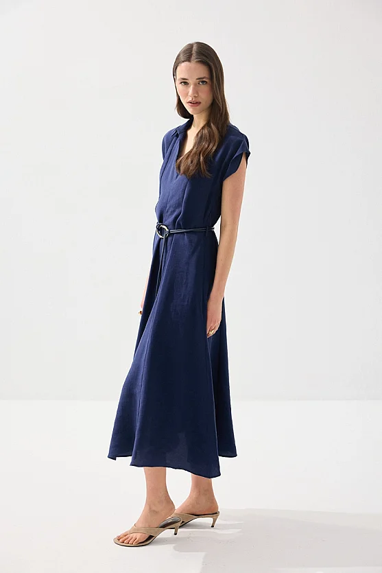 Yakalı Kemerli Uzun Tencel Elbise - Lacivert - 4