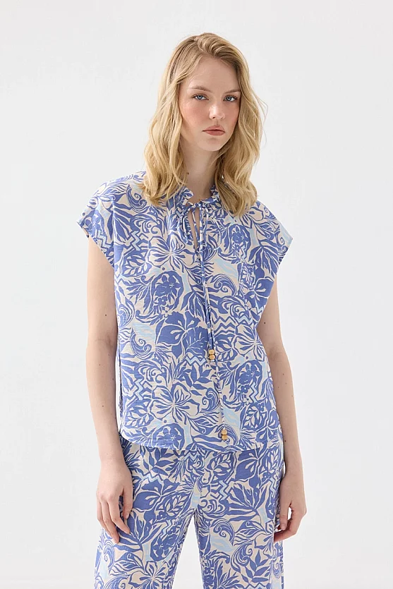 Yakası Bağcıklı Desenli Viskon Bluz - Mavi - Gusto