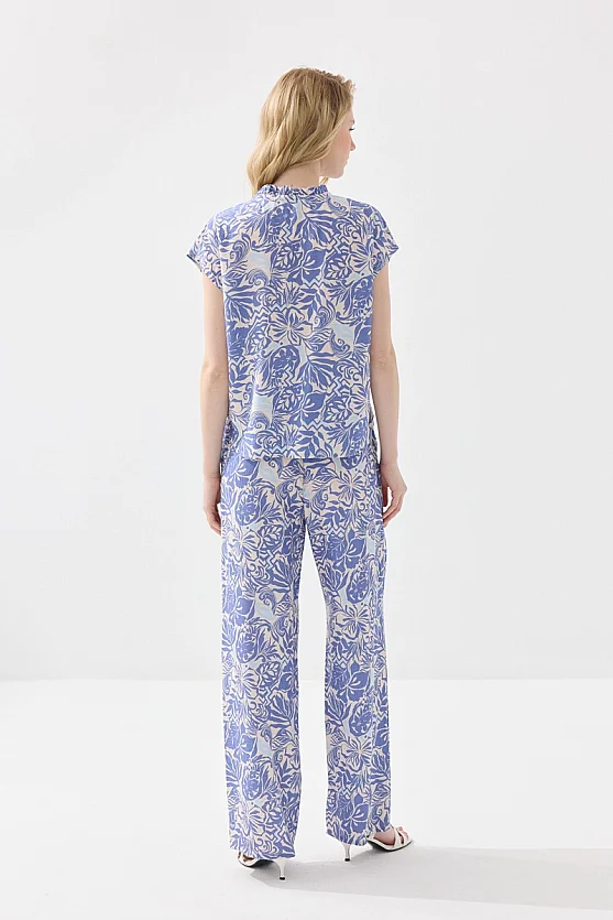 Yakası Bağcıklı Desenli Viskon Bluz - Mavi - 7
