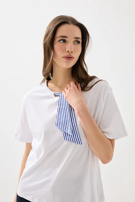 Yakası Fularlı Pamuk Tshirt - Beyaz - 3