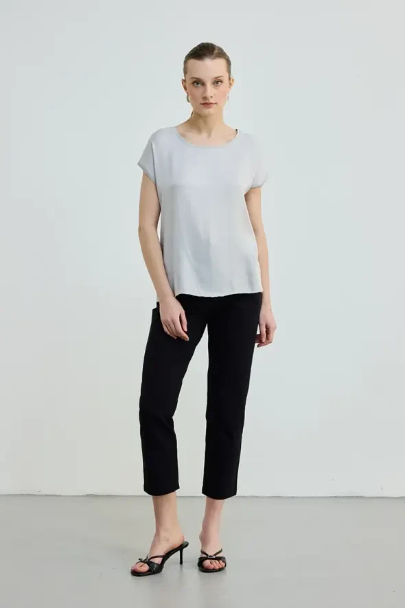 Yuvarlak Yaka Önü Saten Tshirt - Taş - 3
