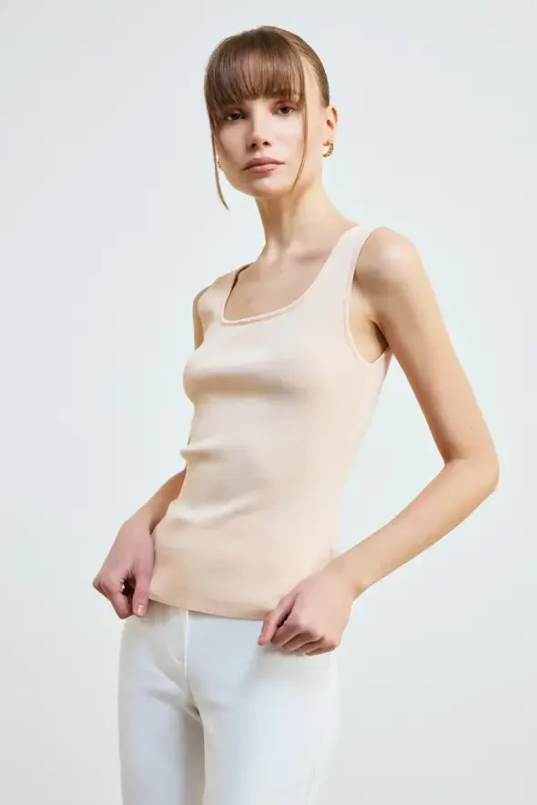 Yuvarlak Yaka Triko Atlet - Pembe - 1