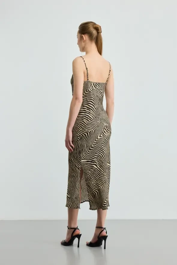 Zebra Desenli Degaje Yakalı Uzun Elbise - Siyah - Gusto