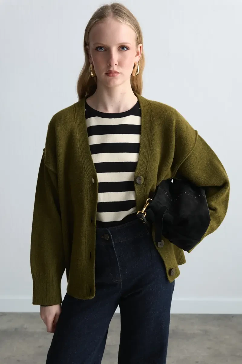 Zımbalı Süet Çanta - Siyah - 2